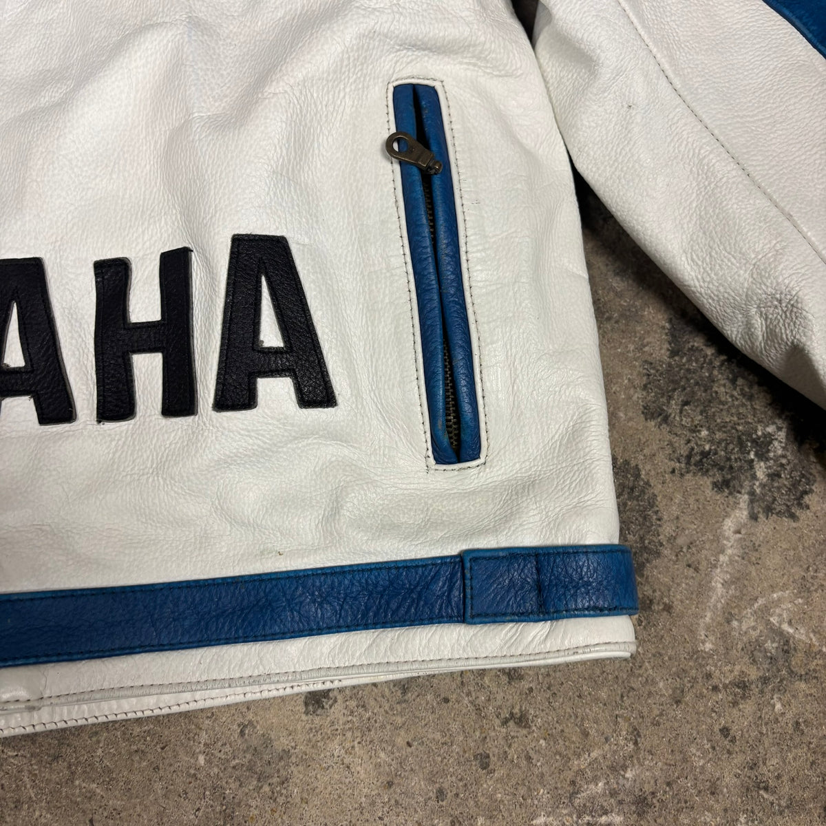 Veste de moto en cuir Yamaha