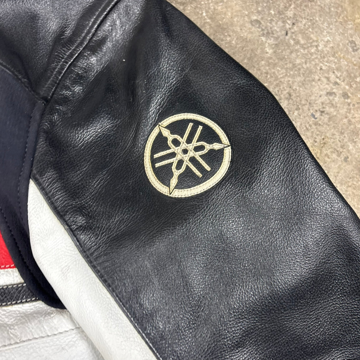 Veste en cuir yamaha Y2K 50 th anniversary